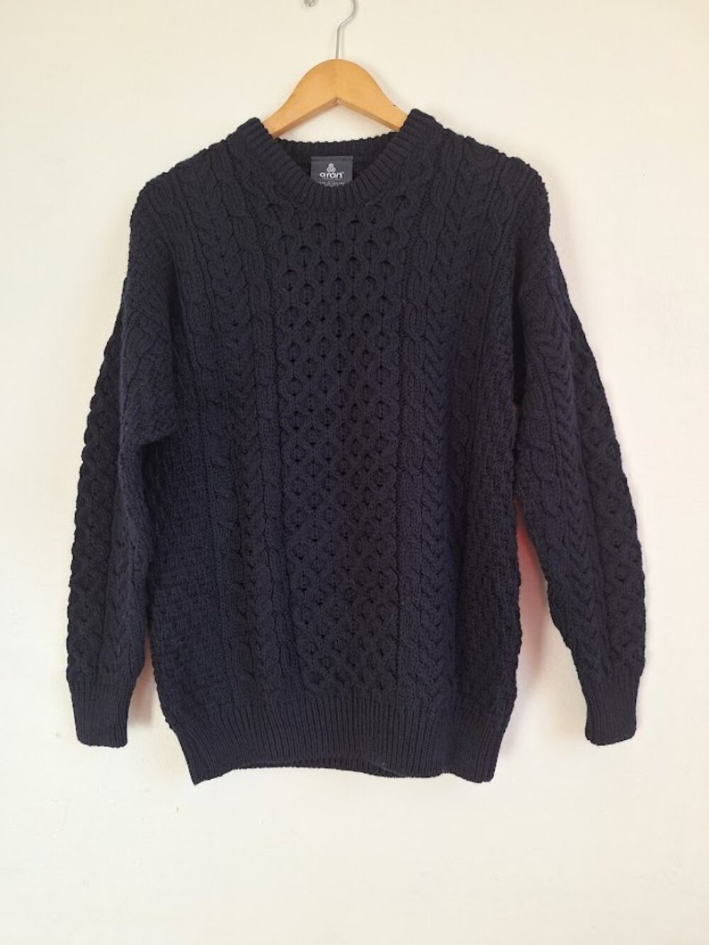 Aran Woollen Mills 100% Merino Wool Cable Knit Sweater Small Made in Ireland